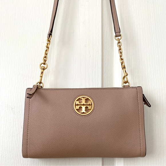 Tory Burch Handbags - Tory Burch Tan Leather Crossbody Bag